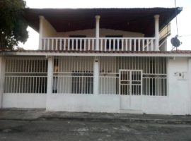 A la venta Bella Casa ubicada en Urb. Candelaria 2 en Maracay