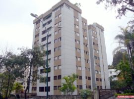 Bello Apartamento en venta en Los Naranjos Caracas