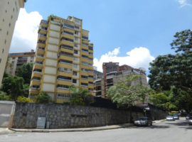 Espacios amplios e iluminados, Apartamento en Venta Colinas de Bello Monte Caracas