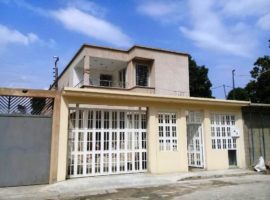 CyG Consultores, C.A ofrece en venta: Hermosa Quinta en Barrio Sucre, Maracay