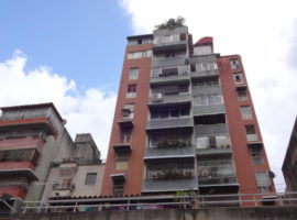 Apartamento en Venta en Parroquia La Candelaria, Caracas