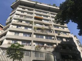 Apartamento en Venta en El Bosque, Caracas