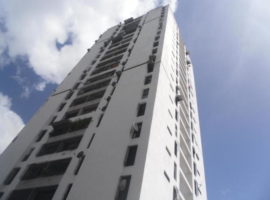 Apartamento en Venta en El Paraiso, Caracas