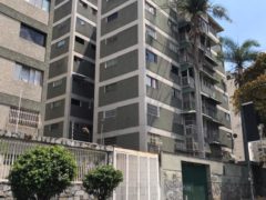 Apartamento en Venta en La Trinidad, Caracas