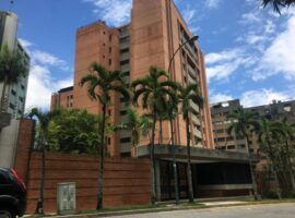 Apartamento en Venta en Las Esmeraldas, Caracas