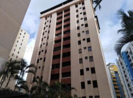 Apartamento en Venta en Lomas del Avila, Caracas