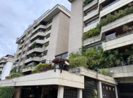 Apartamento en Alquiler en Colinas de Valle Arriba, Caracas