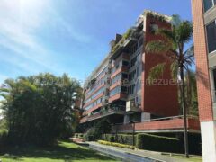 Apartamento en Venta en Lomas de La Alameda, Caracas